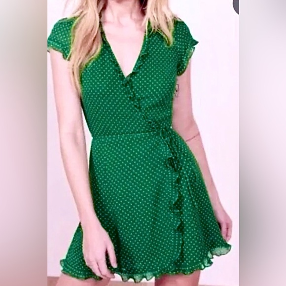 Reformation Sicilia wrap style dress in green color with white dots Size small - Picture 1 of 12